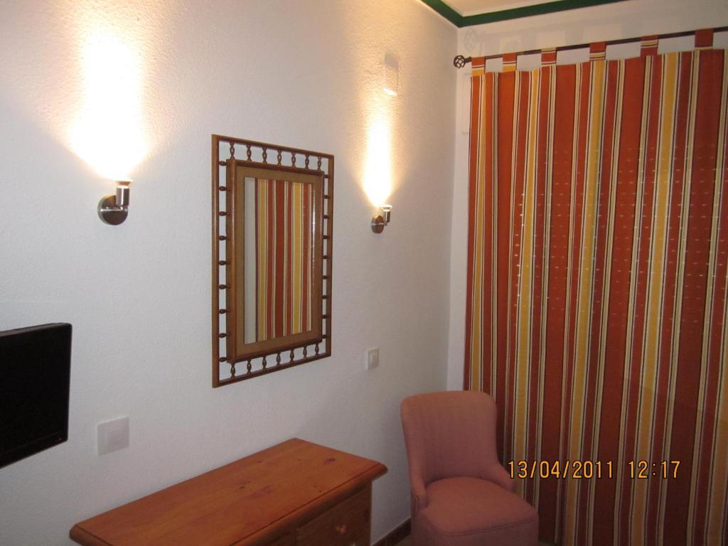 Hotel San Vicente - Centro Playa Conil De La Frontera Phòng bức ảnh