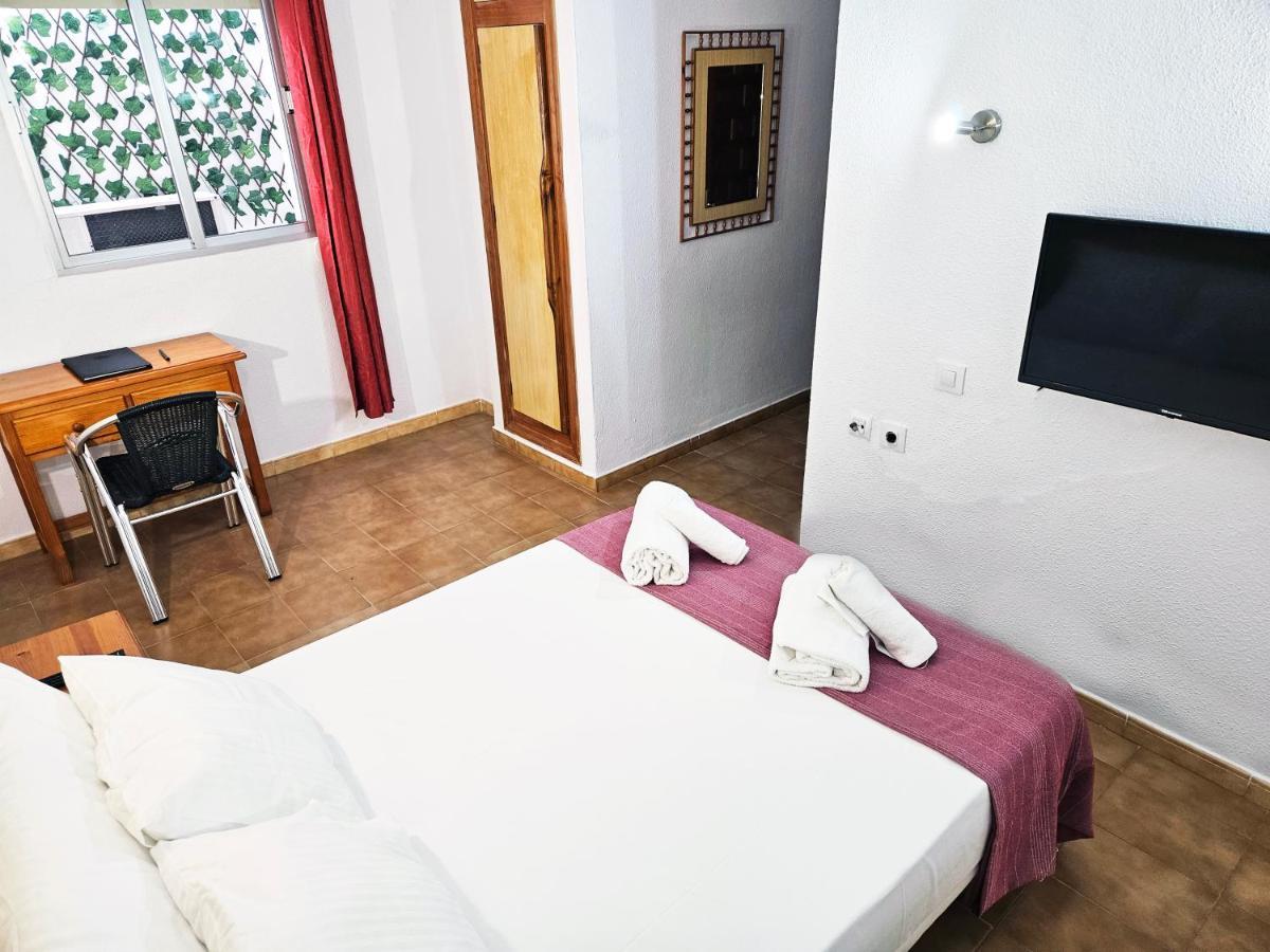 Hotel San Vicente - Centro Playa Conil De La Frontera Ngoại thất bức ảnh