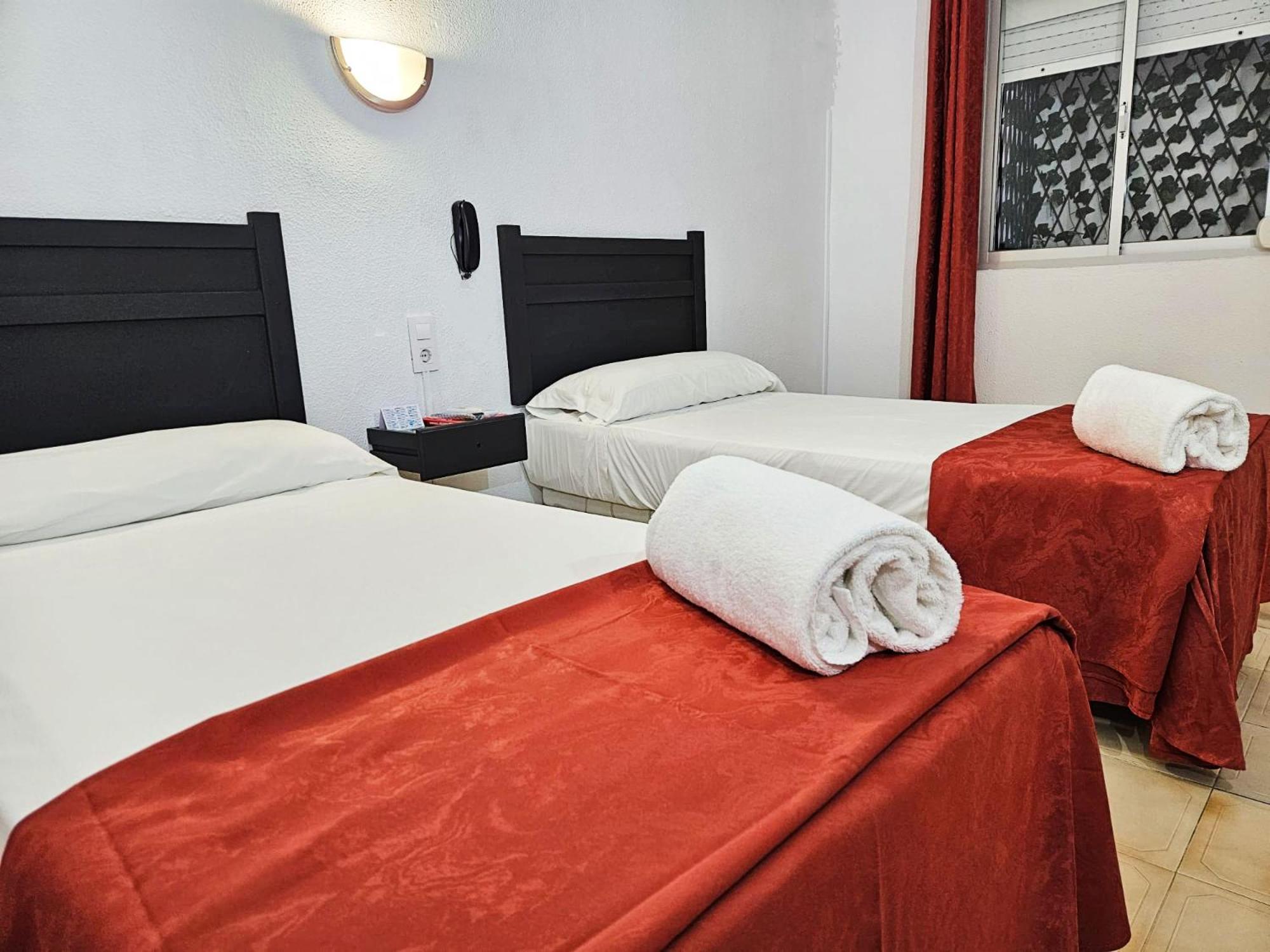 Hotel San Vicente - Centro Playa Conil De La Frontera Phòng bức ảnh