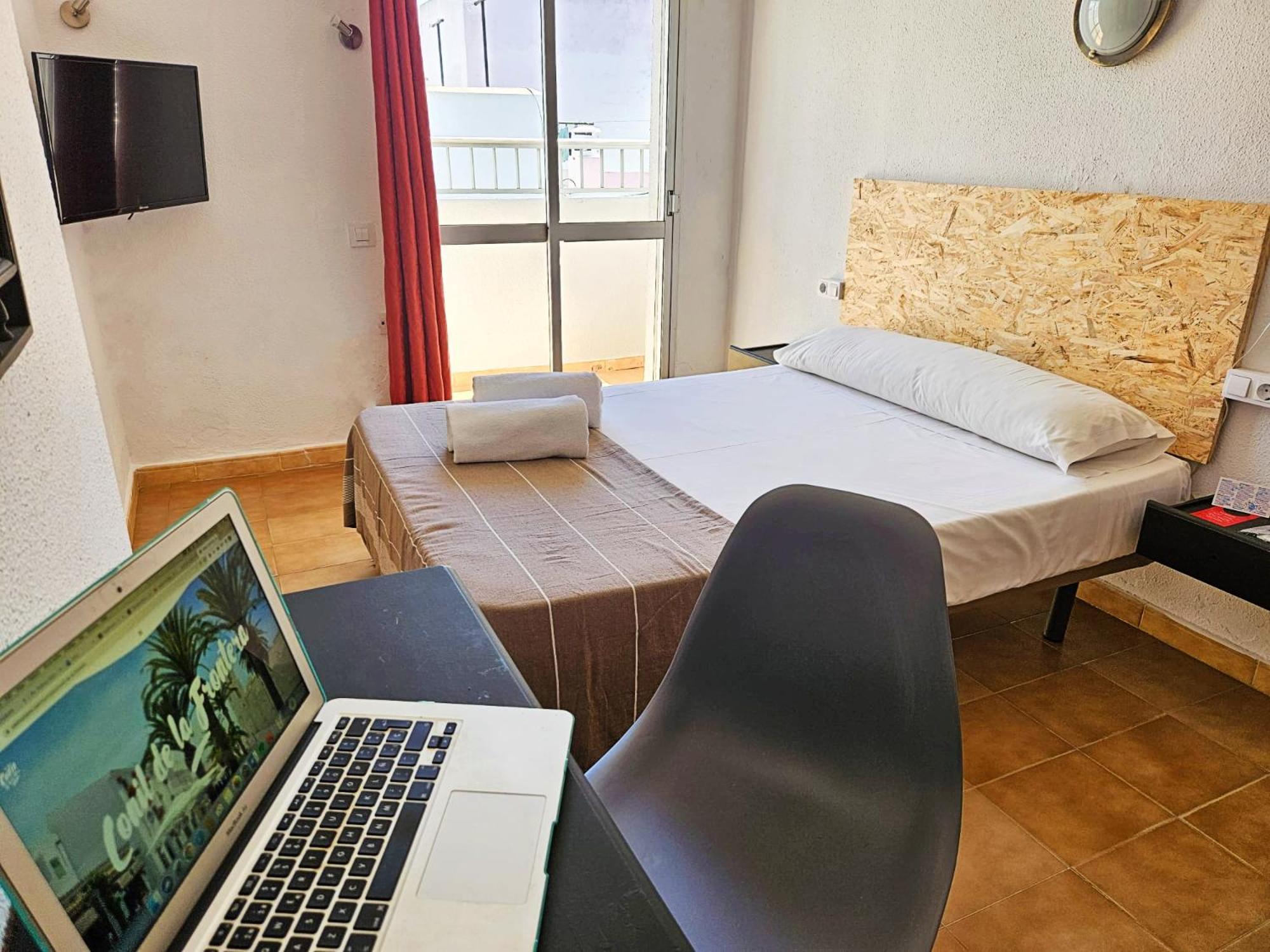 Hotel San Vicente - Centro Playa Conil De La Frontera Ngoại thất bức ảnh