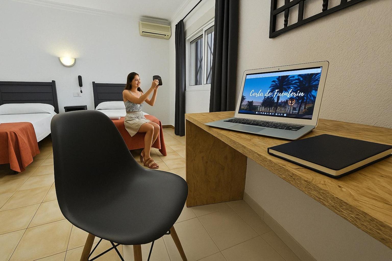 Hotel San Vicente - Centro Playa Conil De La Frontera Ngoại thất bức ảnh
